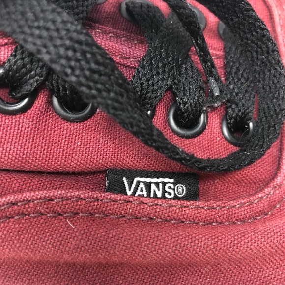 VANS Maroon & Black Low Pro 5 Hole-Size 11 - Picture 6 of 8